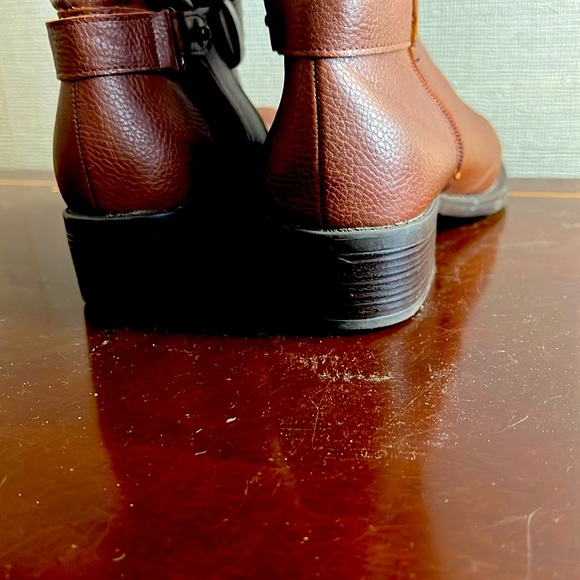 Cognac colored Boots - Picture 7 of 10